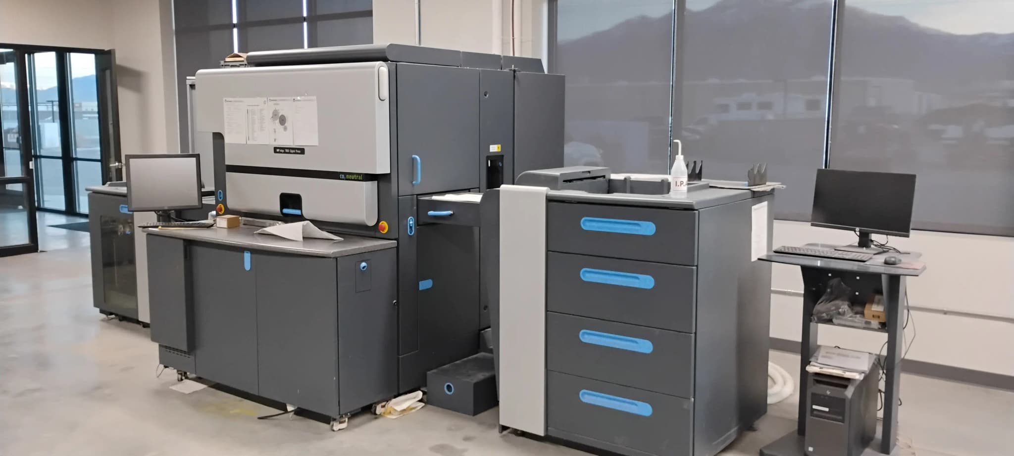 Actual press photo - HP Indigo 7900 final condition